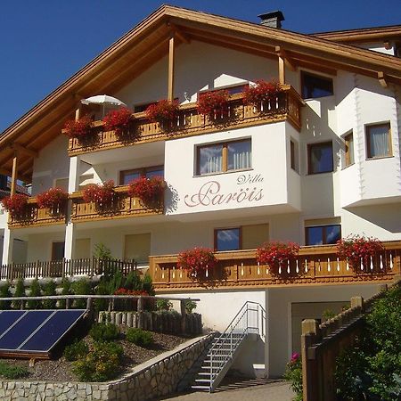 Villa Paroeis La Valle Exterior photo